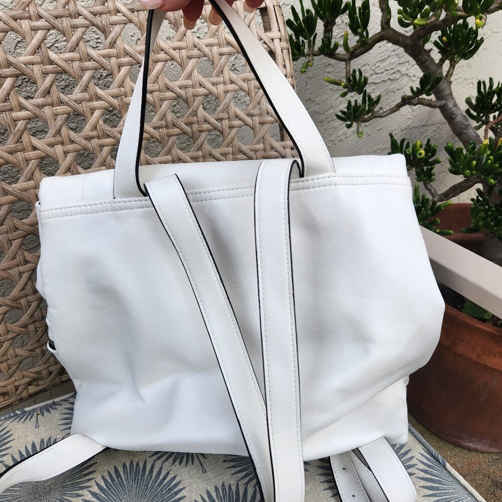 Mossimo Backpack - image 4